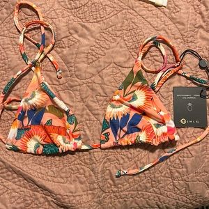 NWT Skatie Ella top - Bell air